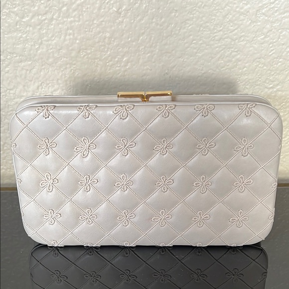 Judith Leiber Creme and Gold Convertible Clutch with Elegant Quilted Design - Picture 2 of 9